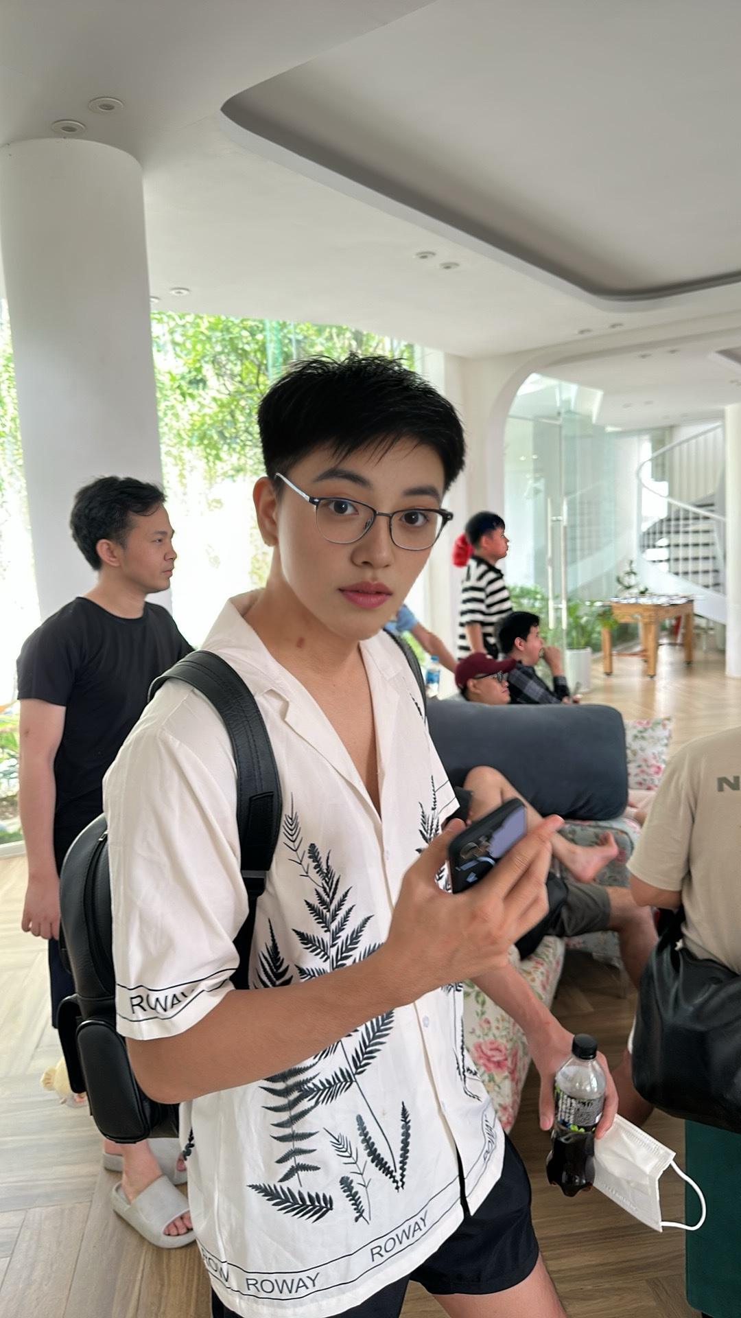 Bức ảnh ghép số 1 từ mẫu Tóc dài xoăn gợn sóng mái thưa